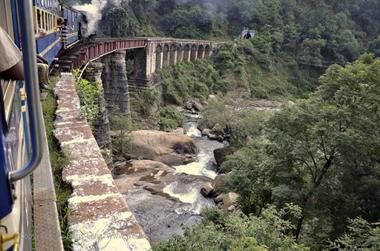 Nilgiri-Blue-Mountain-Train, Mettupalayam - Coonoor_DSC5378_H600